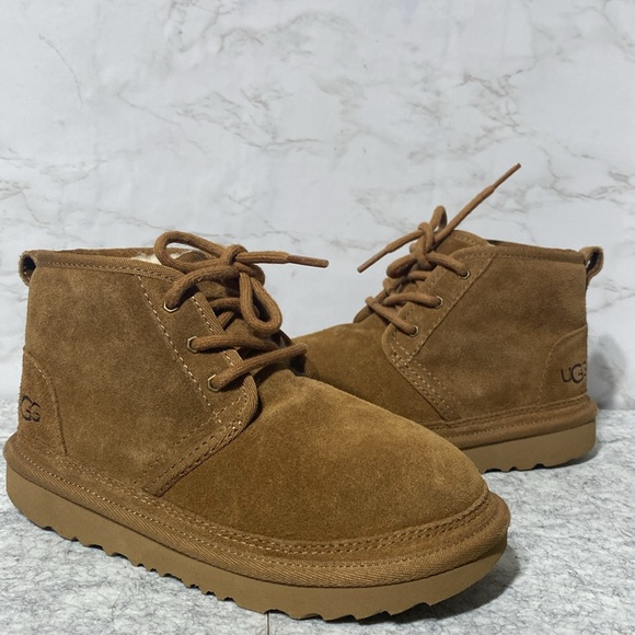 Ugg Neumel Kids Boots - Picture 12 of 12